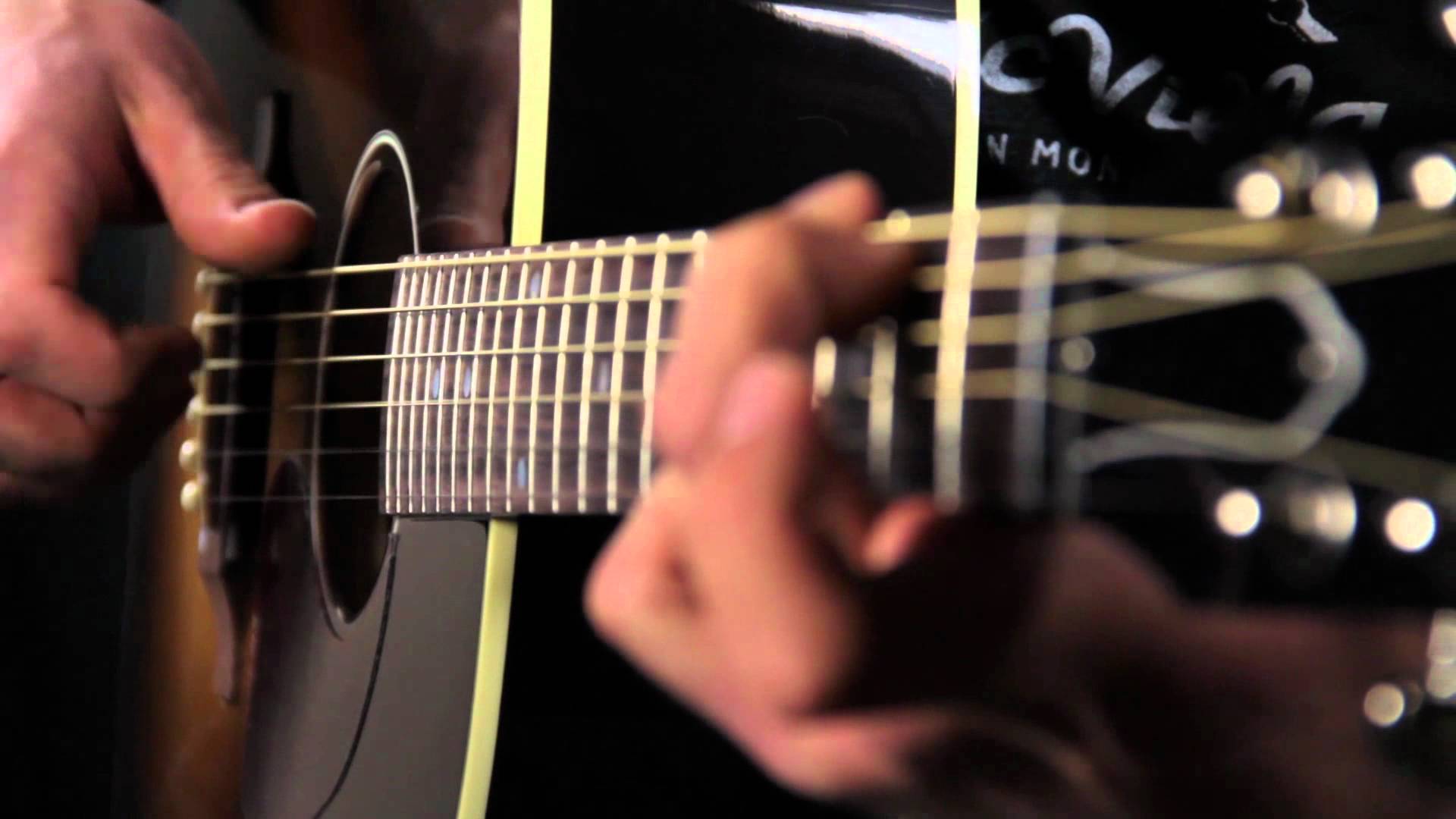 Review – Gibson J-45 the must play and must own guitar