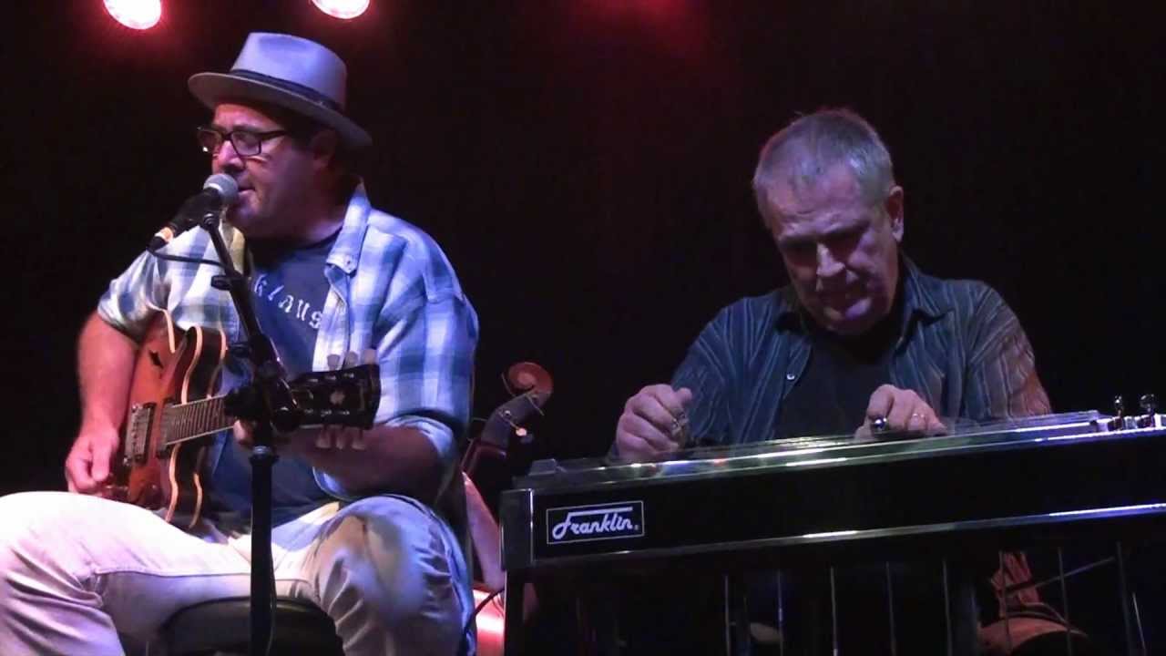 Vince Gill and Paul Franklin Go Back To Bakersfield