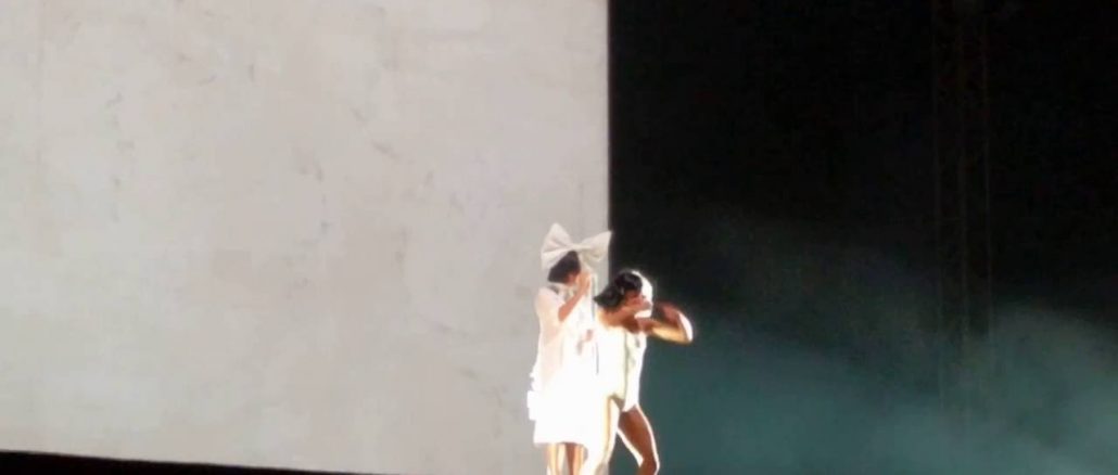 watch sia heat up the night in tel aviv