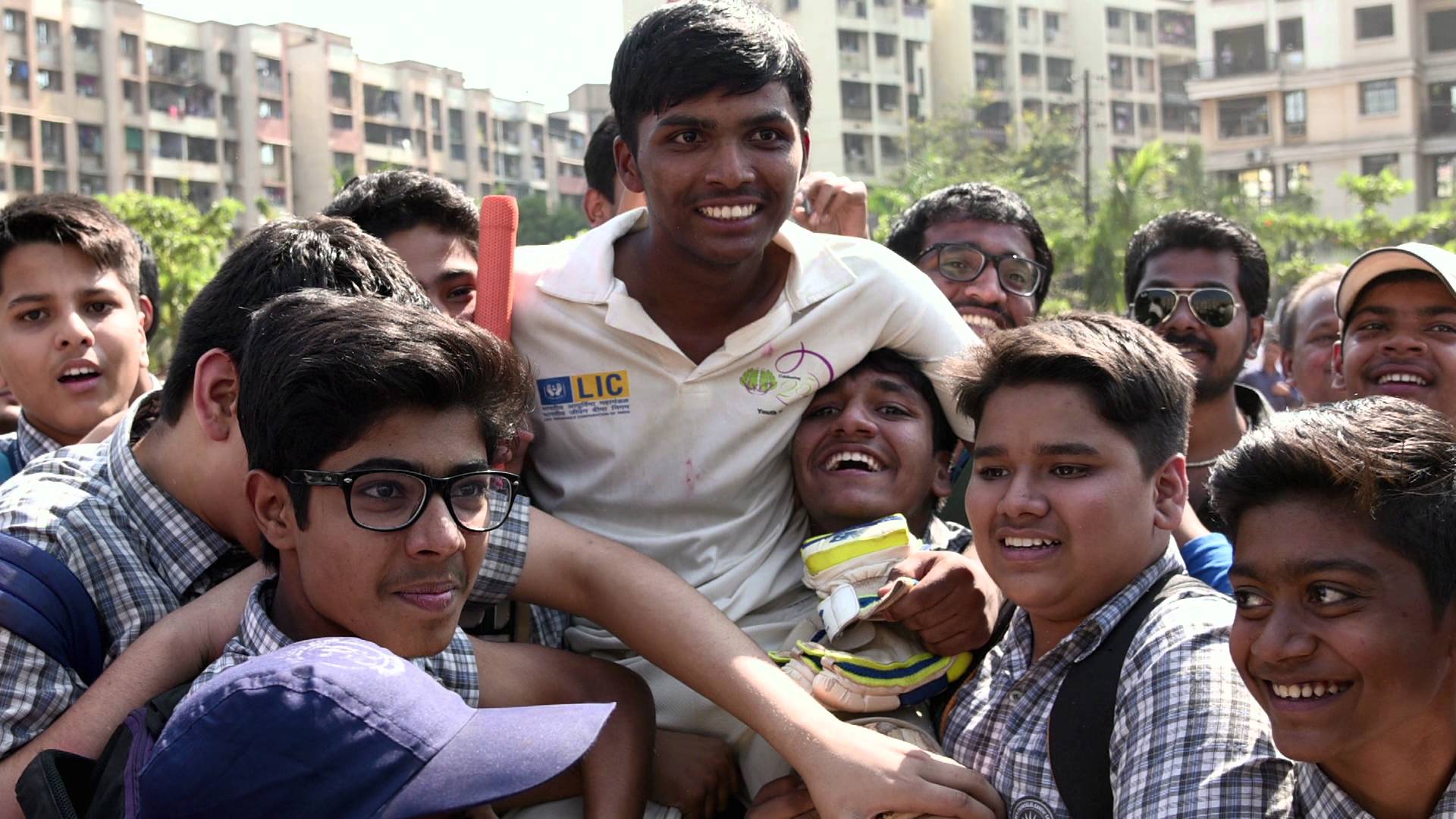 Whats common between Saala Khadoos actress Ritika Singh and young cricketer Pranav Dhanawade?