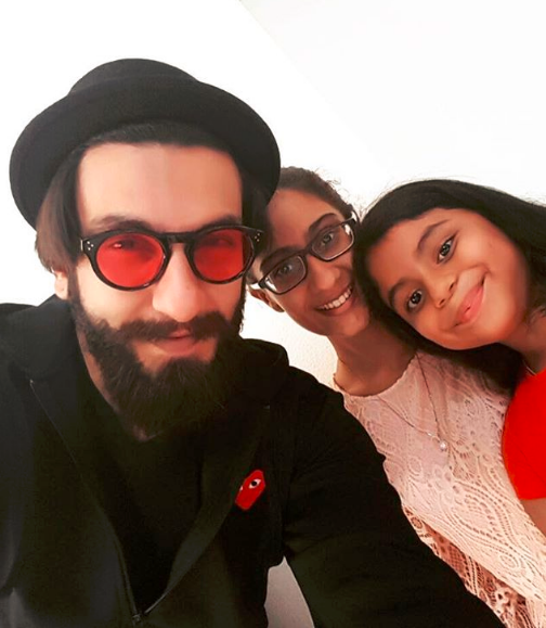 Check out Ranveer Singh surprises Sushmita Sen's daughters