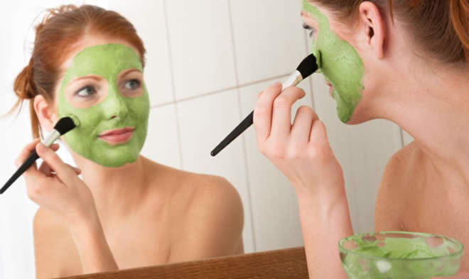 5 things to avoid when applying face pack!