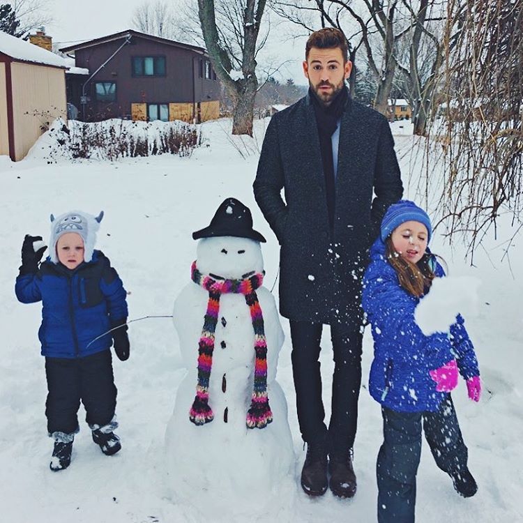 How Hollywood Celebrities Are Spending The Holidays