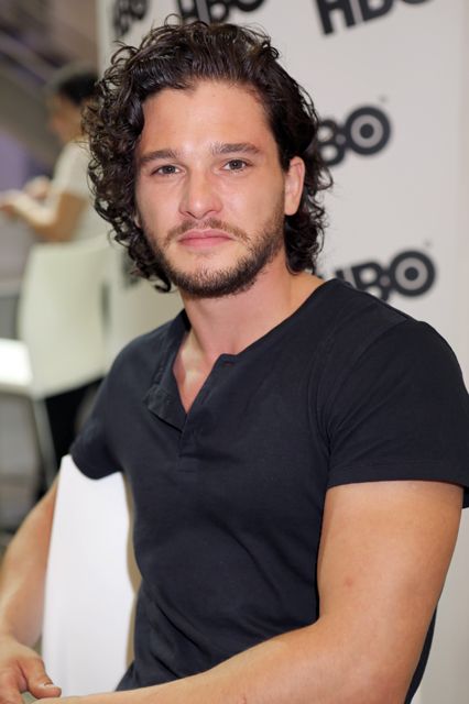 30 absolutely devastating photos of kit harington