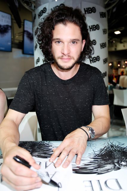 30 absolutely devastating photos of kit harington