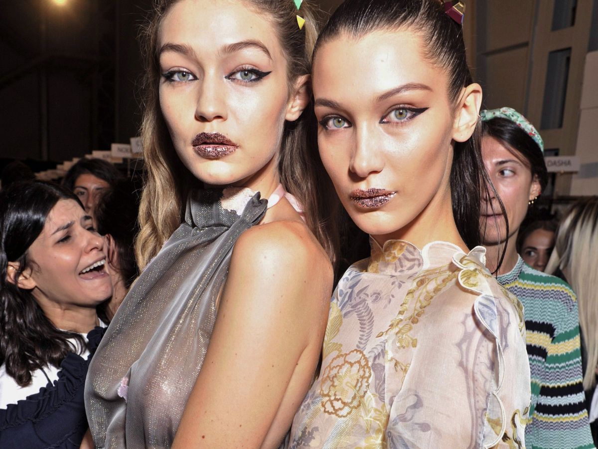 bella & gigi hadid rap nicki minaj, prove not all starships are meant to fly