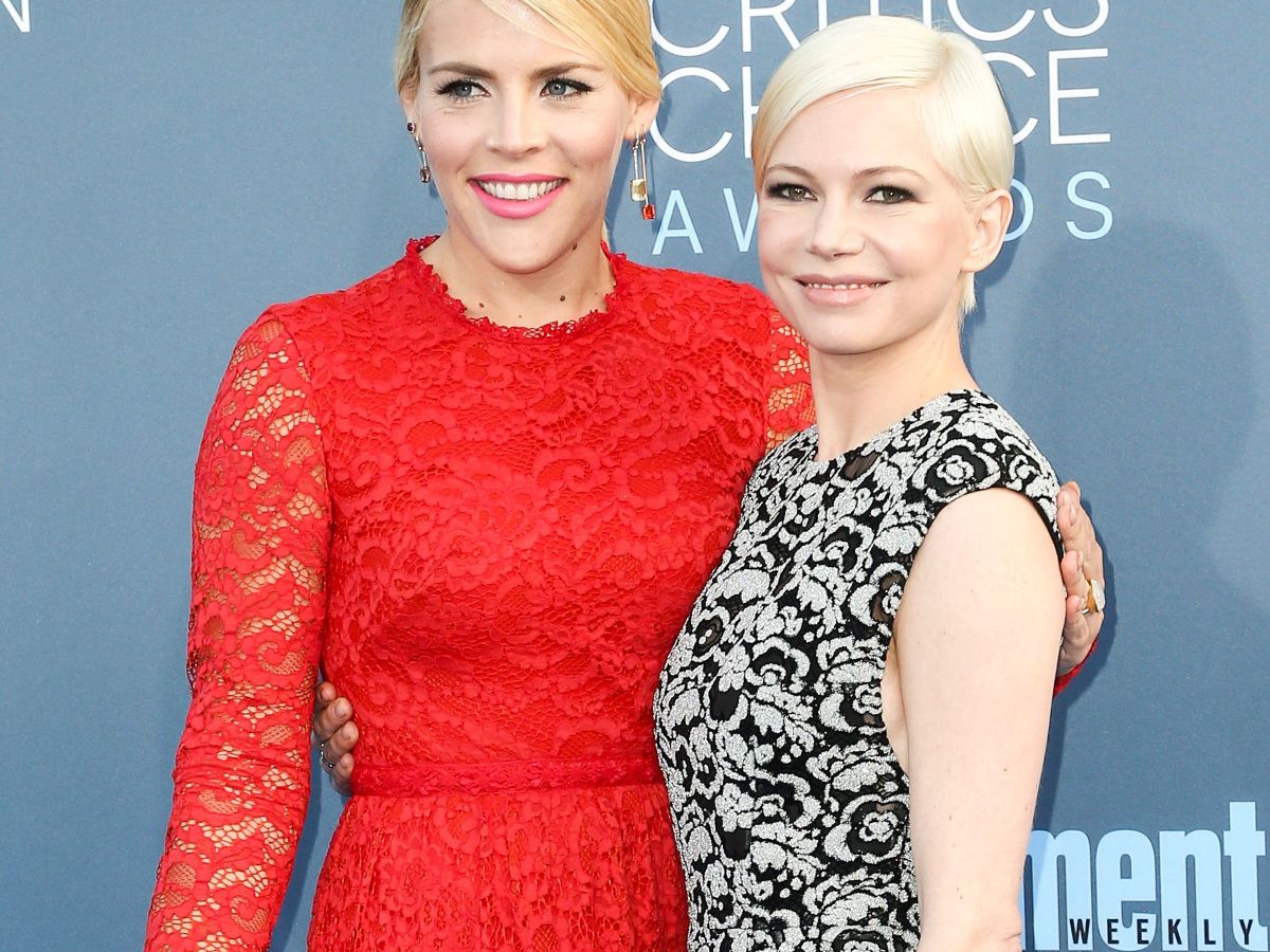michelle williams calls bff busy philipps the “love of my life”