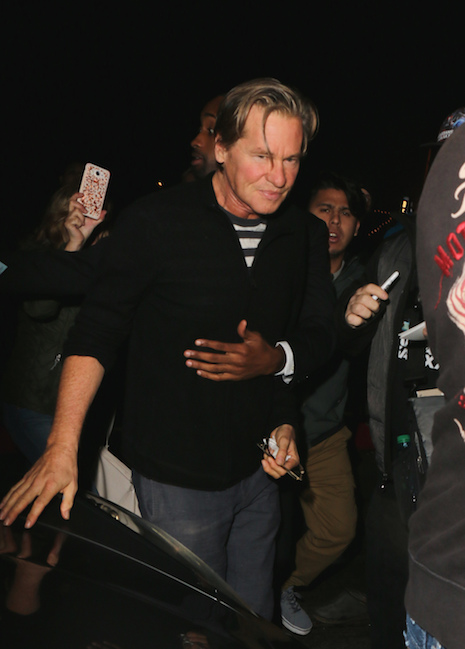 out of the way! here comes val kilmer!