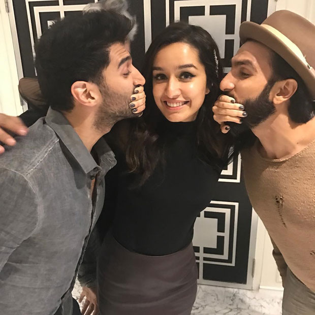 shraddha kapoor stops aditya roy kapur and ranveer singh from kissing each other