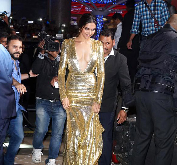 deepika padukone, please stop trying to do a priyanka chopra