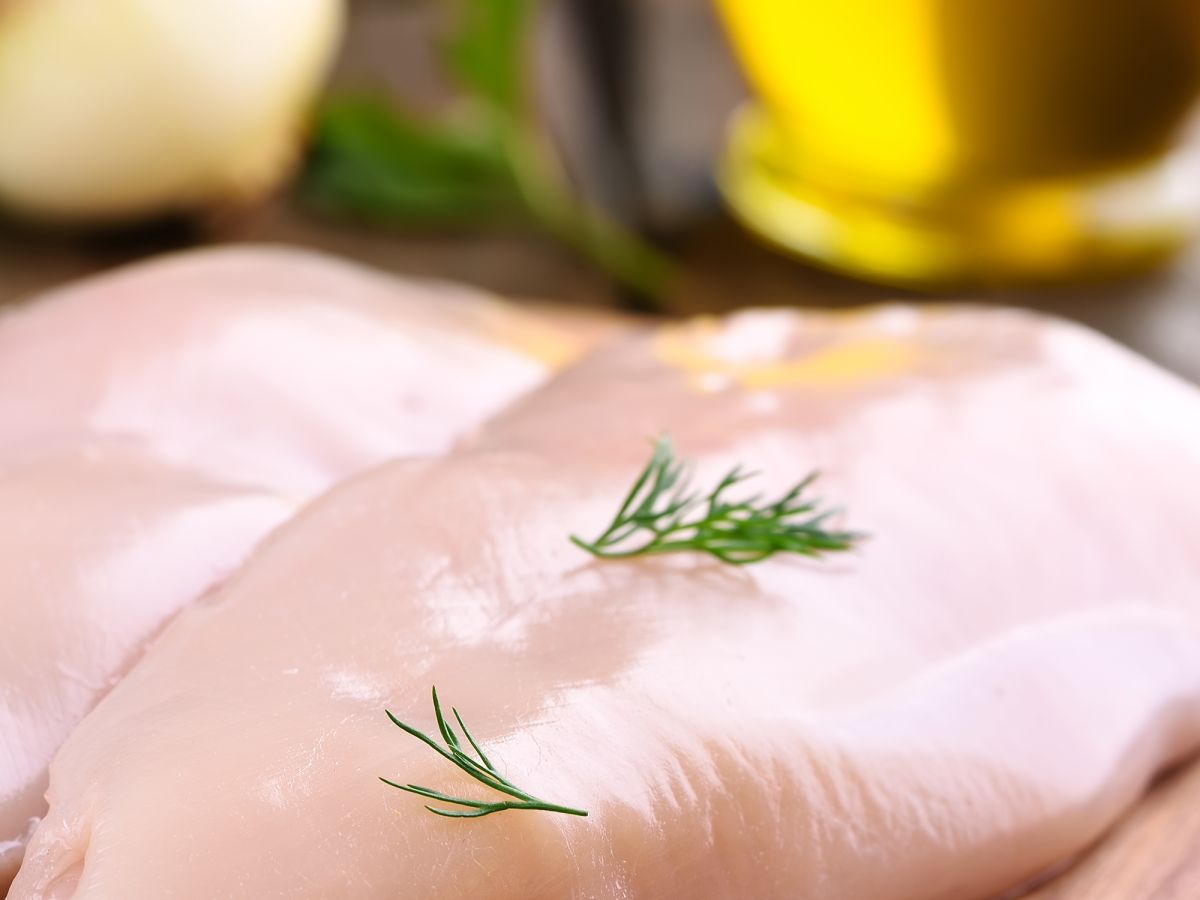 people are eating raw chicken sashimi