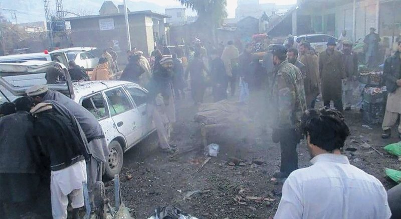 bomb shatters crowded market in pakistan’s tribal region parachinar