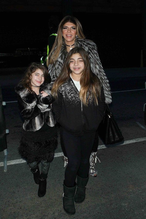 while the cat’s away: teresa giudice and her daughters at fashion week