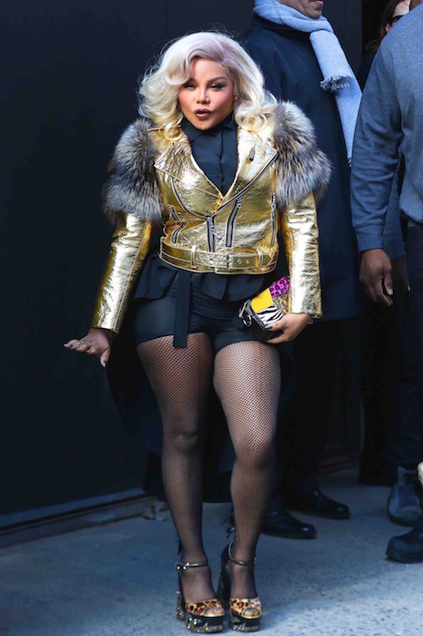 lil’ kim is now a white girl!