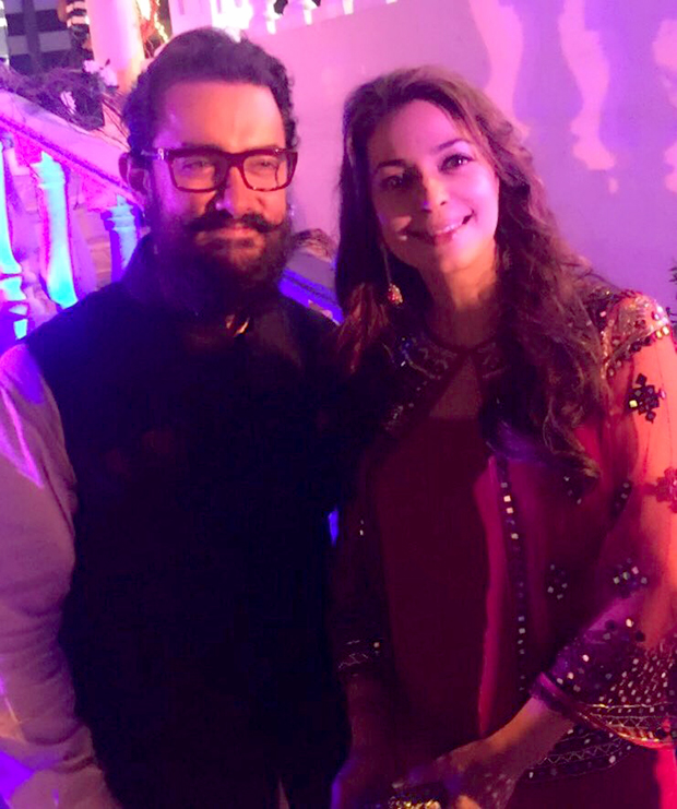 this reunion of aamir khan and juhi chawla at dangal party will bring back the 90s memories