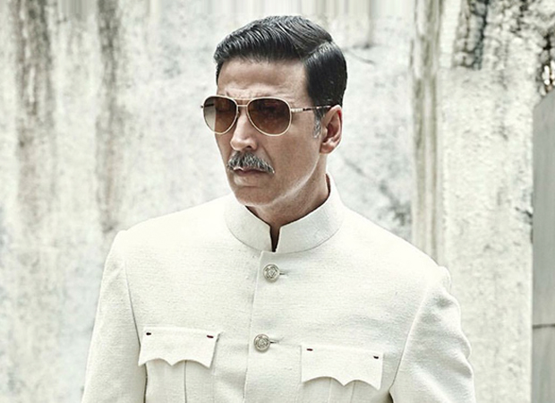 akshay kumar to play hockey coach sport sporting dhoti kurta in gold?