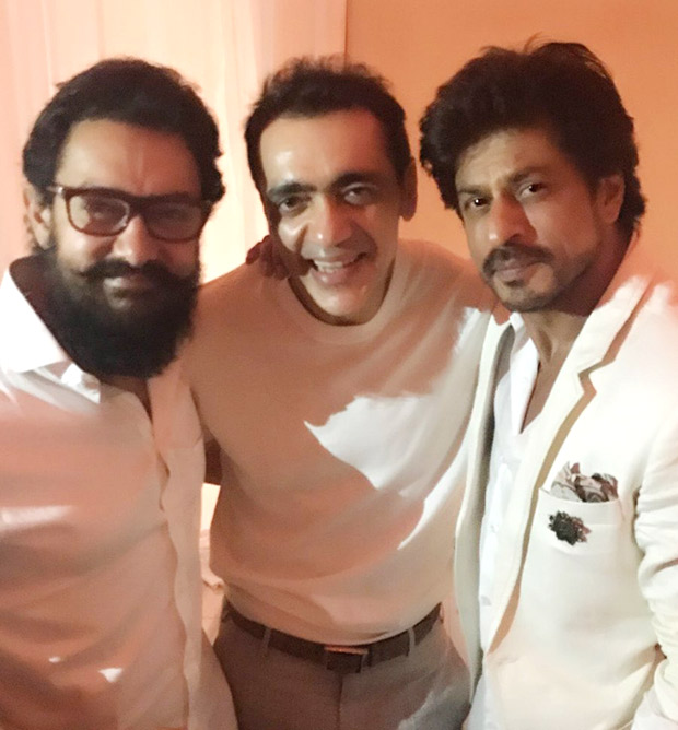 shah rukh khan and aamir khan party together in dubai