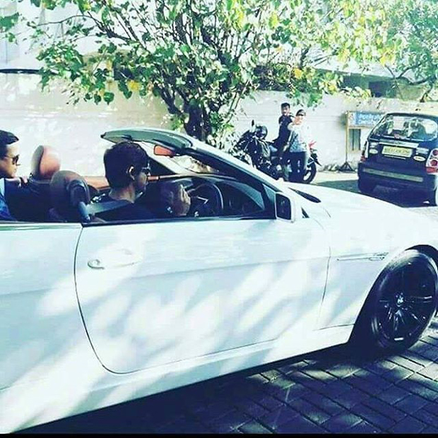 Shah Rukh Khan takes AbRam on a convertible car ride -2