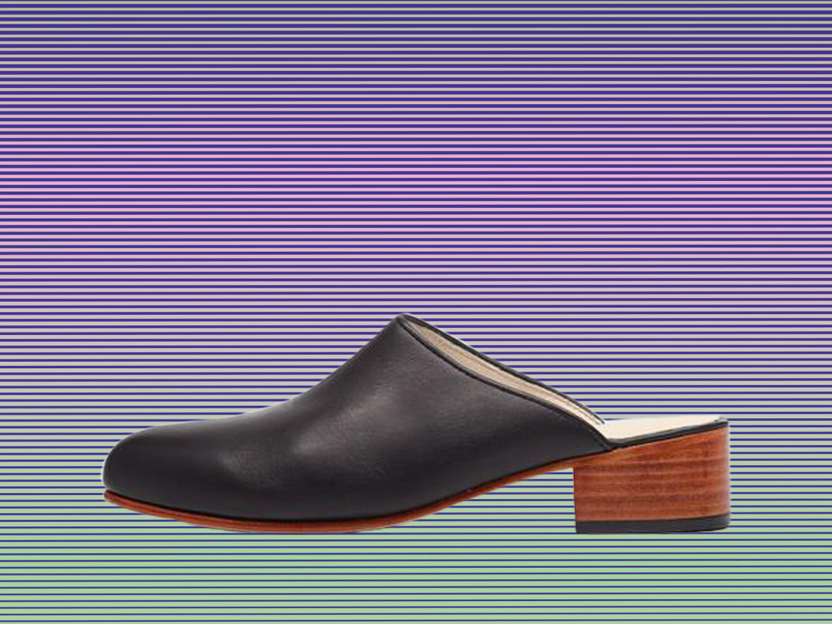 get this perfectly transitional shoe before it’s gone