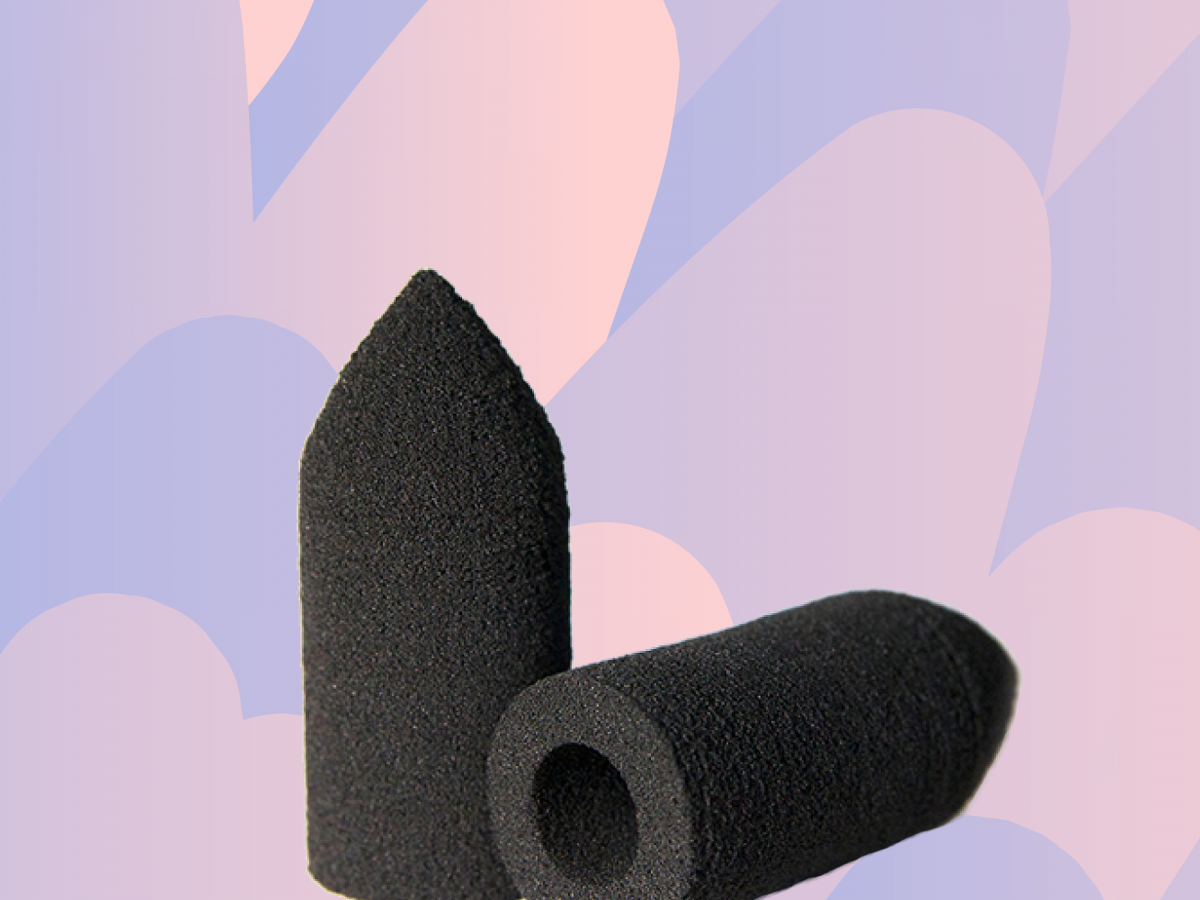 is this “finger sponge” the secret to flawless foundation?