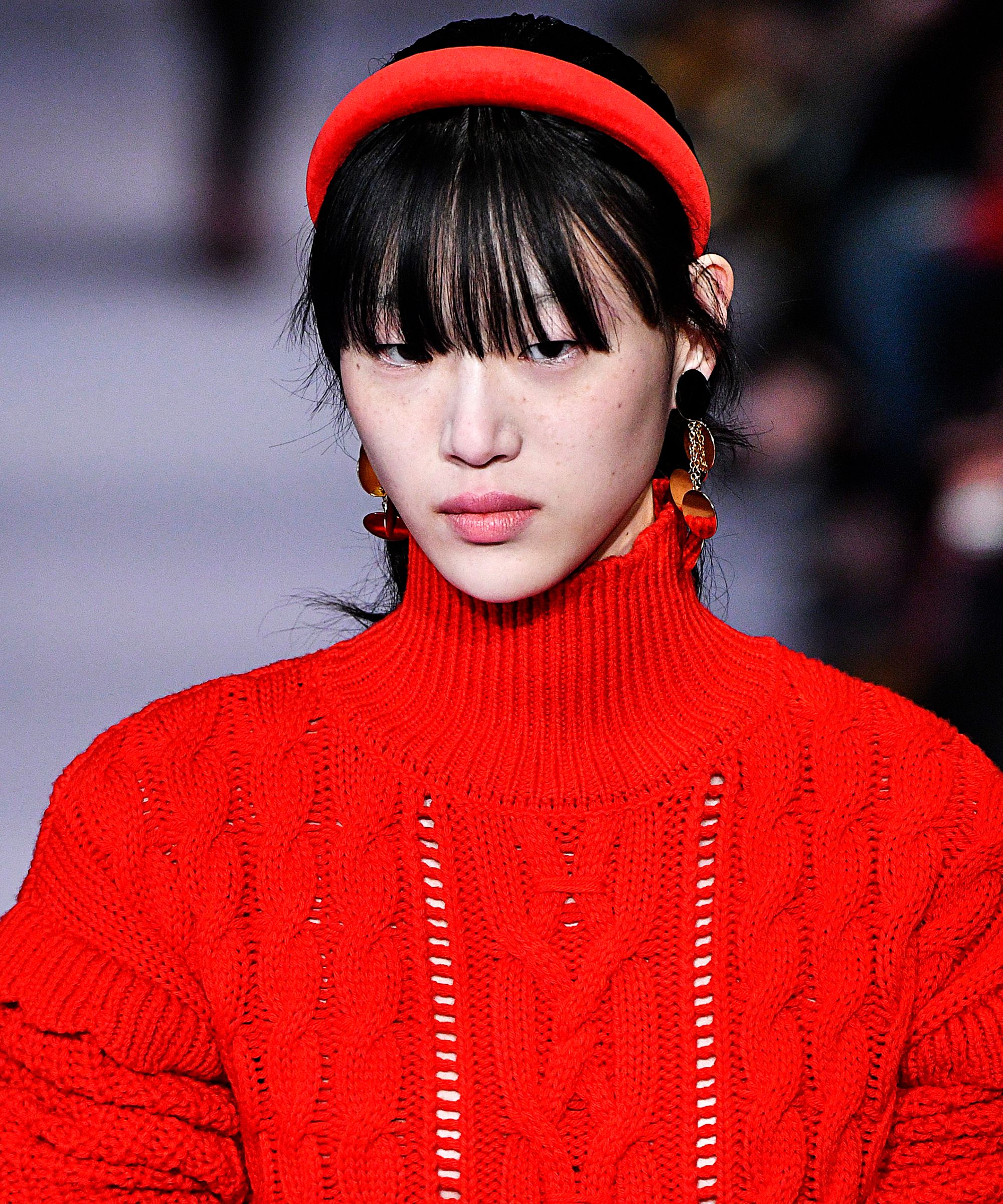 this model just showed us 11 ways to style bangs