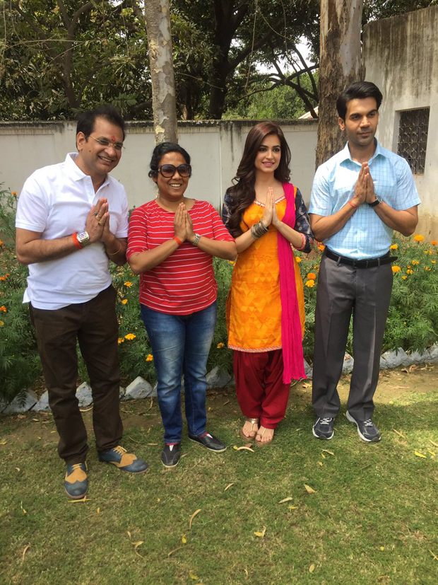 Rajkummar Rao and Kriti Kharbanda on the sets of Shaadi Mein Zaroor Aana-1