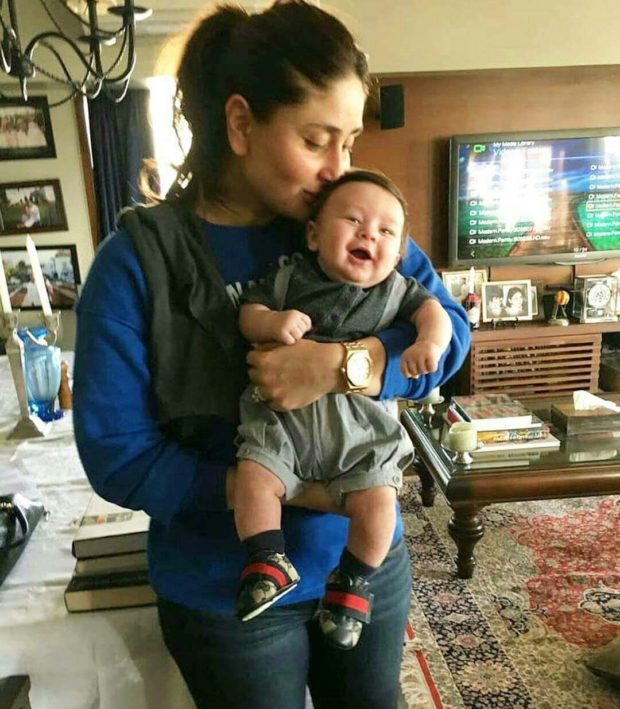 WOW! This picture of Kareena Kapoor Khan with her baby Taimur is the best thing you will see on internet today