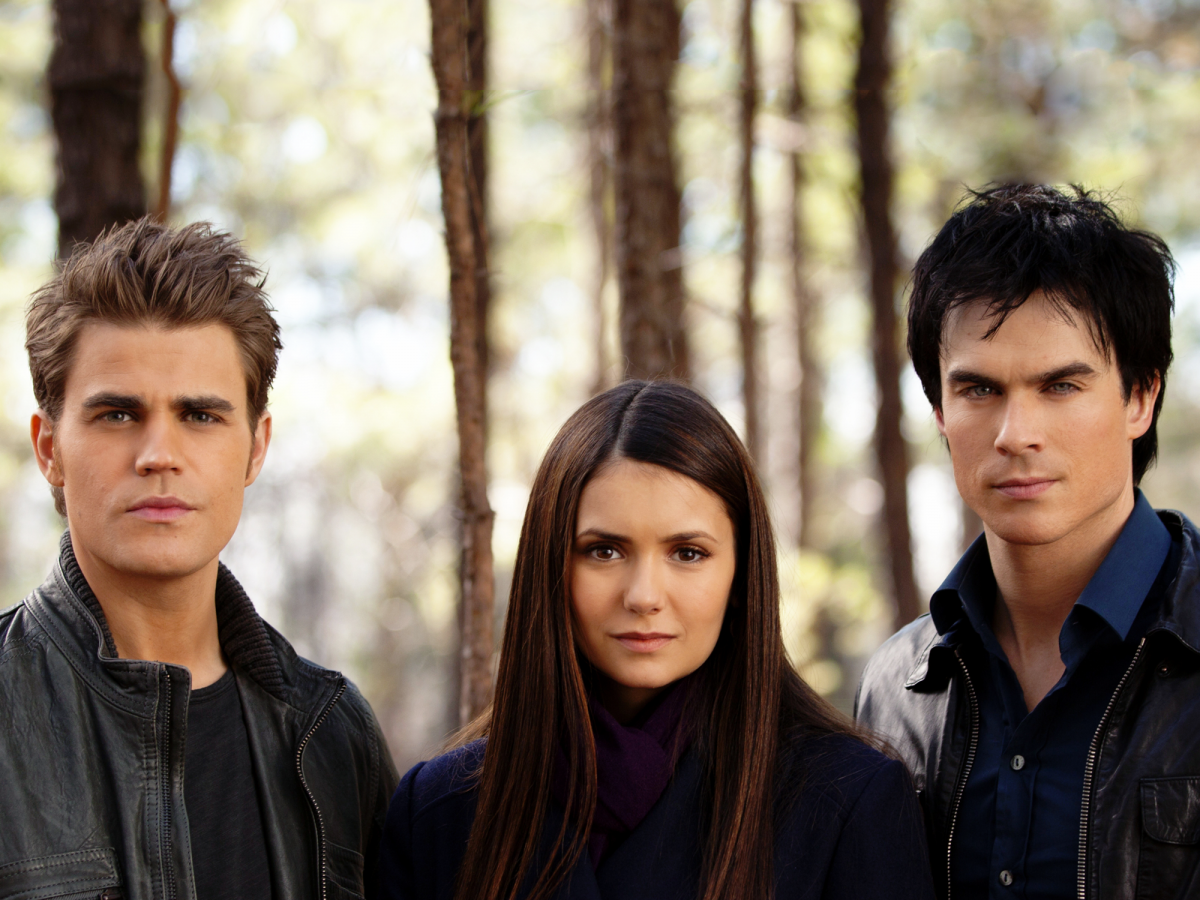 the vampire diaries is officially over & everyone is crying