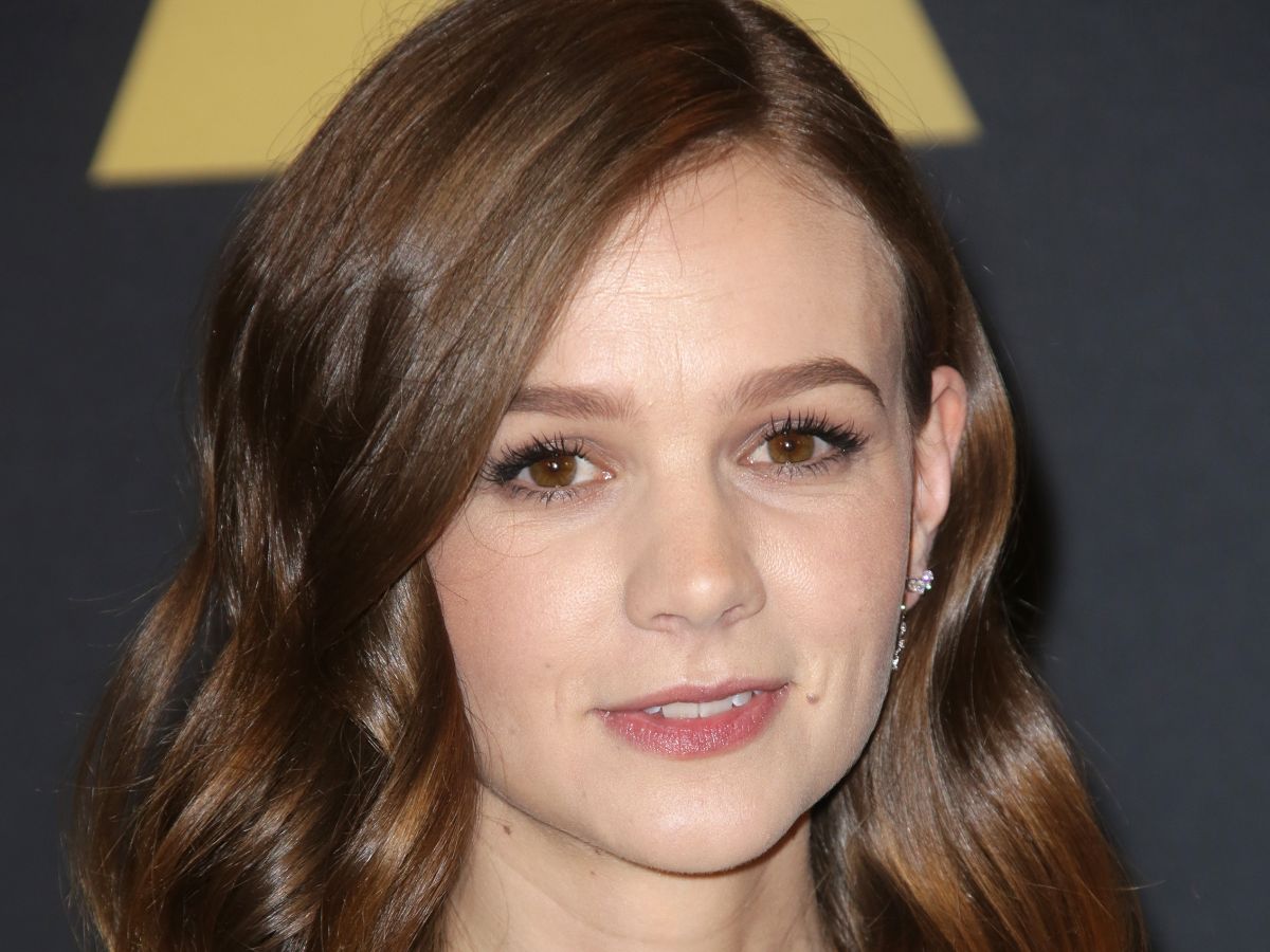 carey mulligan used to cry about being judged by the press