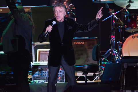 frankie valli still walks like a man