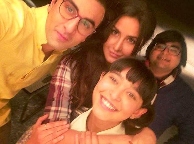 Check out Exes Ranbir Kapoor and Katrina Kaif posing together on the sets of Jagga Jasoos is going viral