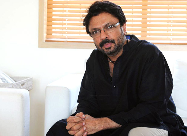 Sanjay Leela Bhansali cancels shooting of Padmavati in honour of Vinod Khanna