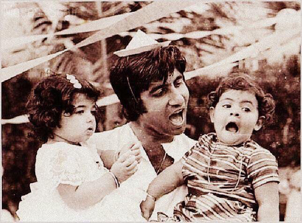 Throwback Tuesday Amitabh Bachchan bonds with toddlers Shweta Bachchan and Twinkle Khanna features