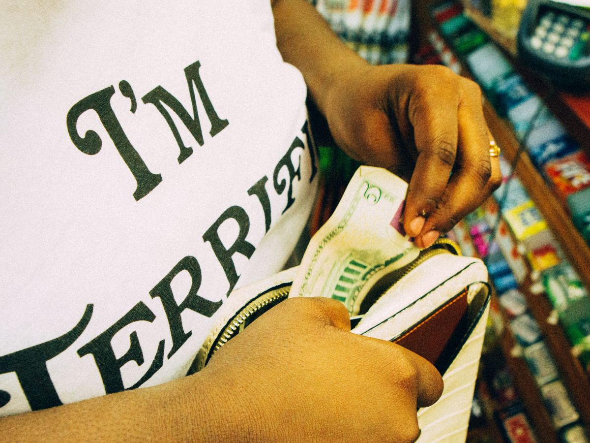 who’s teaching black women about financial literacy?