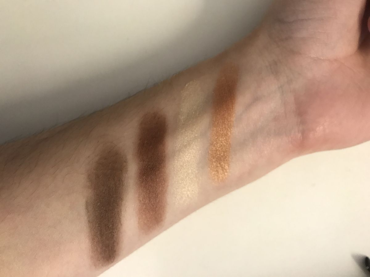 this nude eyeshadow palette is organic