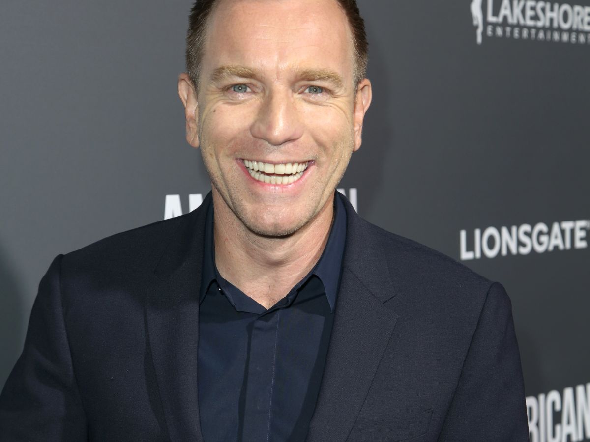 ewan mcgregor just nabbed this major disney role