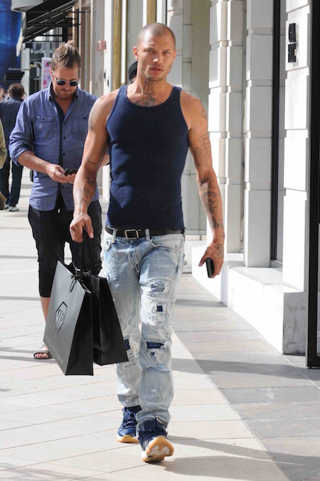 jeremy meeks: we love a tough guy with a shopping bag