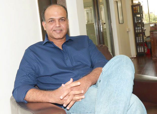 Ashutosh Gowariker collaborates with Ventilator director Rajesh Mapuskar for their next news