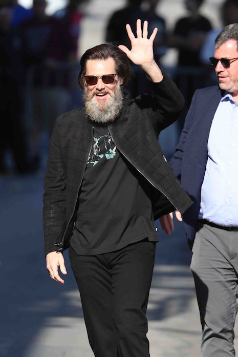 jim carrey’s beard is not fake, but something is