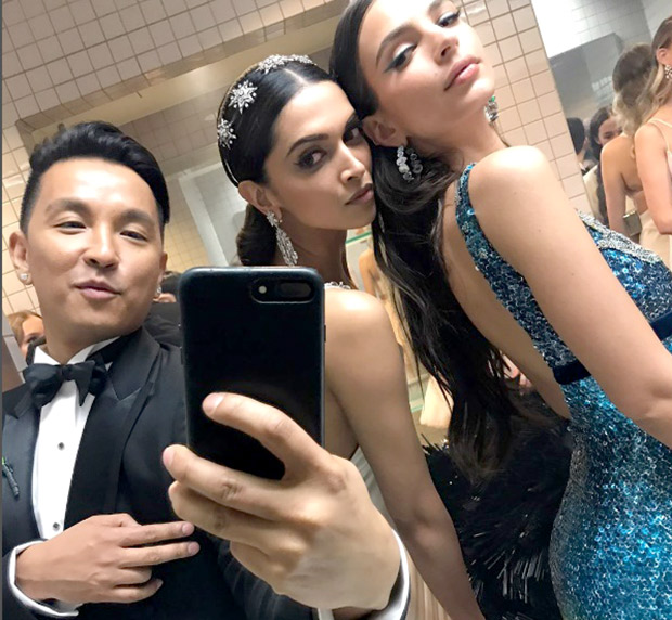 Bathroom diaries Deepika Padukone hangs out with Gone Girl actress Emily Ratajkowski at MET Gala 2017 1