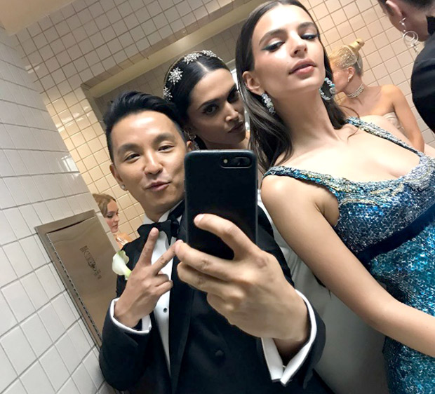 Bathroom diaries Deepika Padukone hangs out with Gone Girl actress Emily Ratajkowski at MET Gala 2017 2