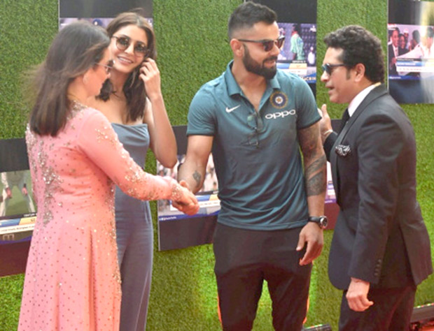 Check out Anushka Sharma-Virat Kohli made a perfect couple at Sachin Tendulkar's screening of Sachin A Billion Dreams (3)