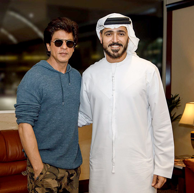 Check out Shah Rukh Khan has a fun time meeting CEO of Dubai Tourism and Marketing Issam Kazim-1