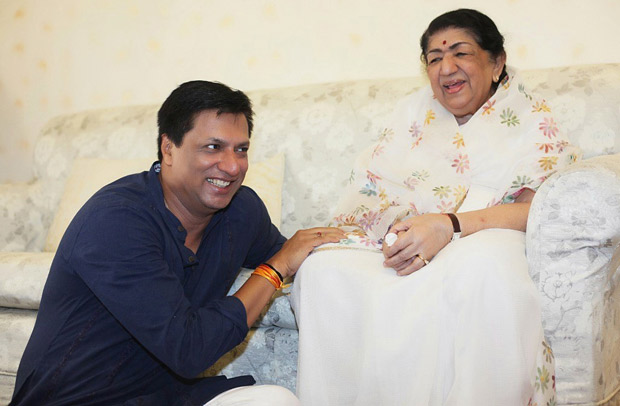 Classic! Madhur Bhandarkar visits Lata Mangeshkar and family-1