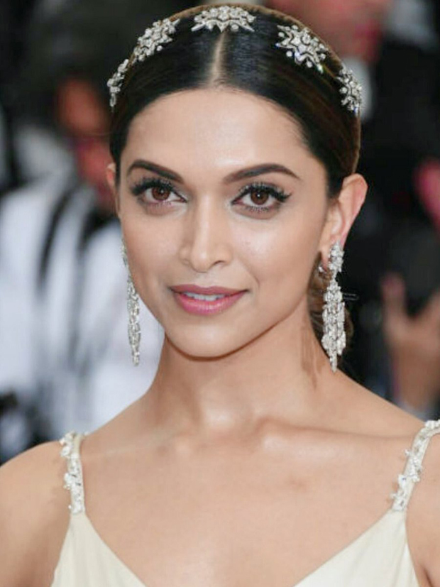 Deepika Padukone makes a STUNNING debut at MET Gala in a sparking dress -2