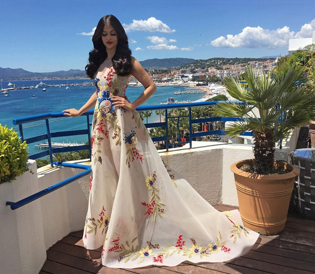 From ethnic to glamorous to princess - Aishwarya Rai Bachchan heats it up at Cannes 2017-1