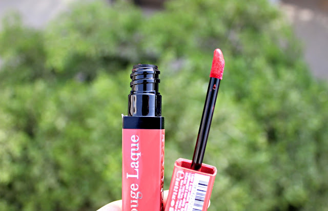 review: bourjois paris rouge laque liquid lipsticks