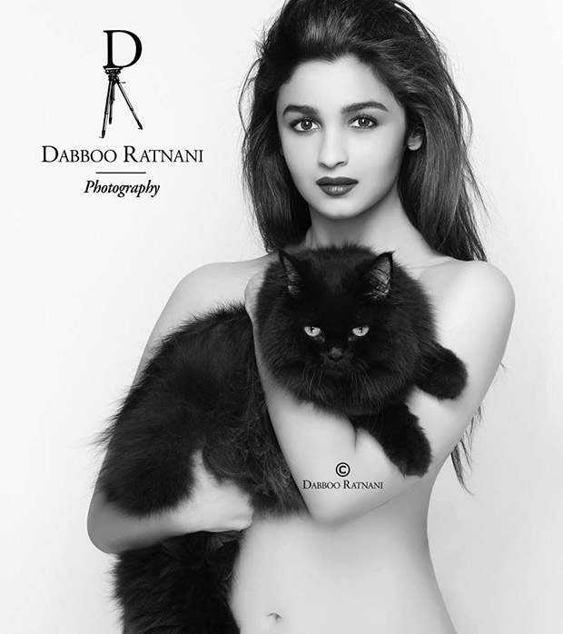OMG! Alia Bhatt goes topless, looks picture purr-fect!