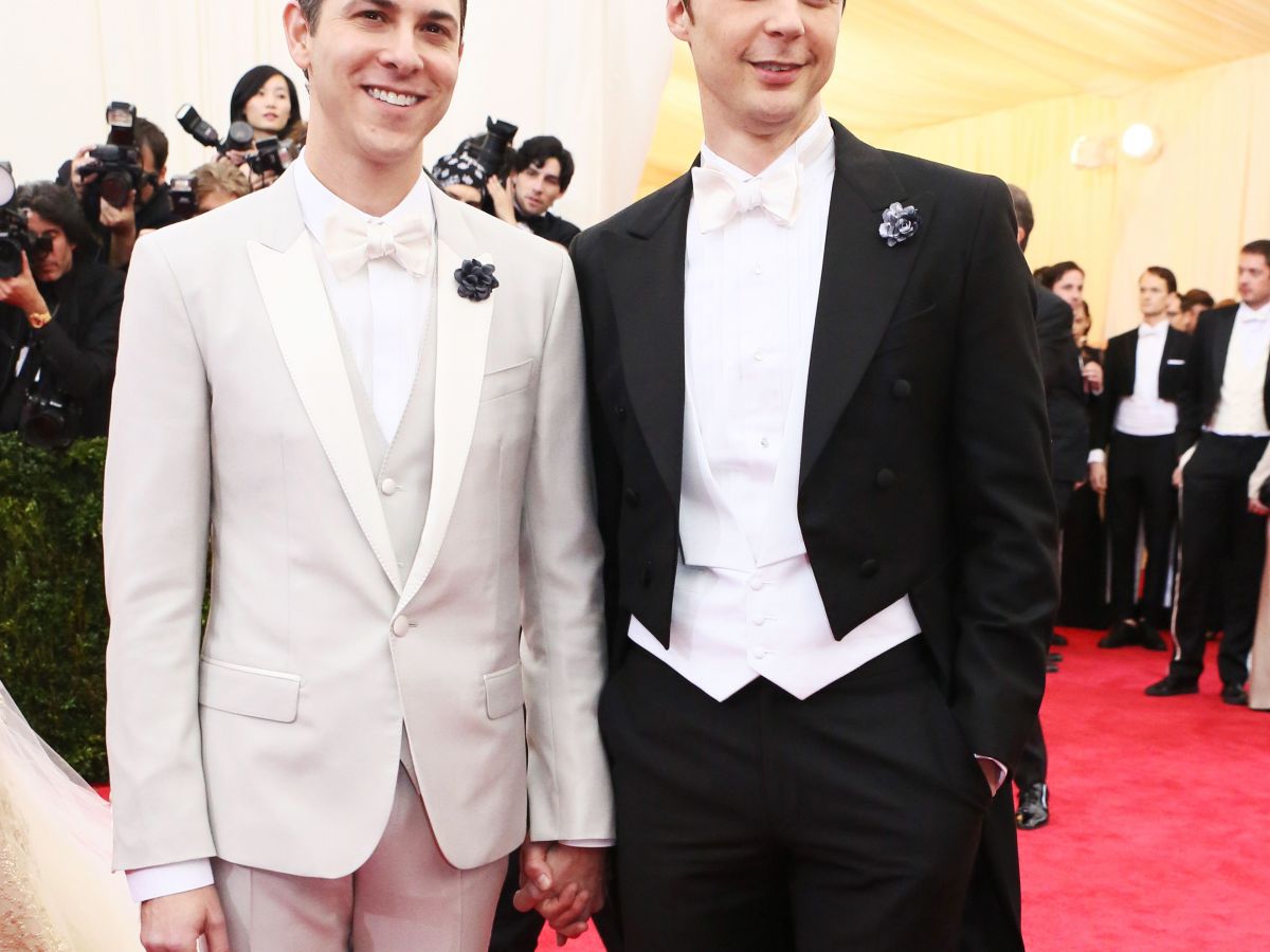 jim parsons’ wedding photos are flawless
