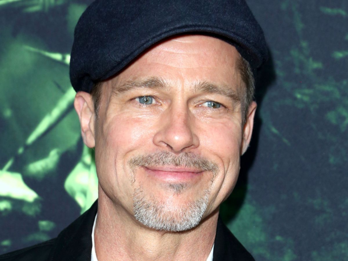 brad pitt made his post-divorce return to tv last night